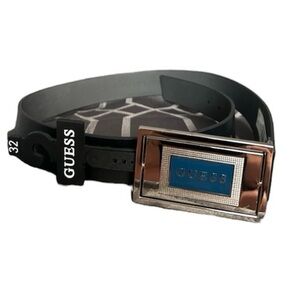 Guess Black Men's Belt Blue and Silver Buckle Reversible NWT